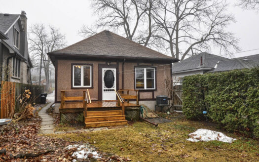 56 Churchill Drive, Cambridge